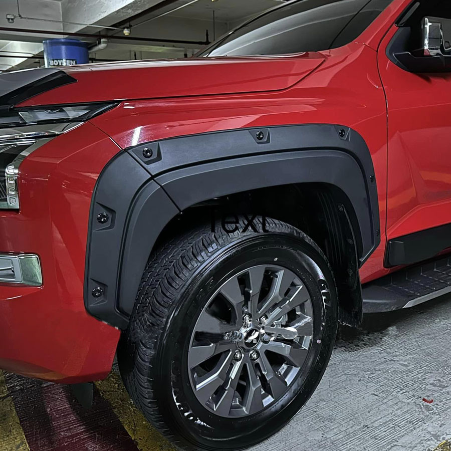 L200 TRITON ACCESSORIES.pdf